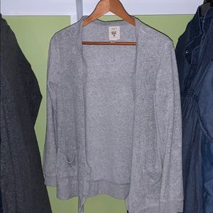 Bill A Bong gray sweater